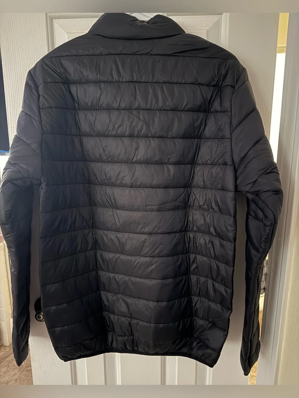 Vegas Golden Knights: (Medium) Black Logo Quilted Puffer Jacket NWT